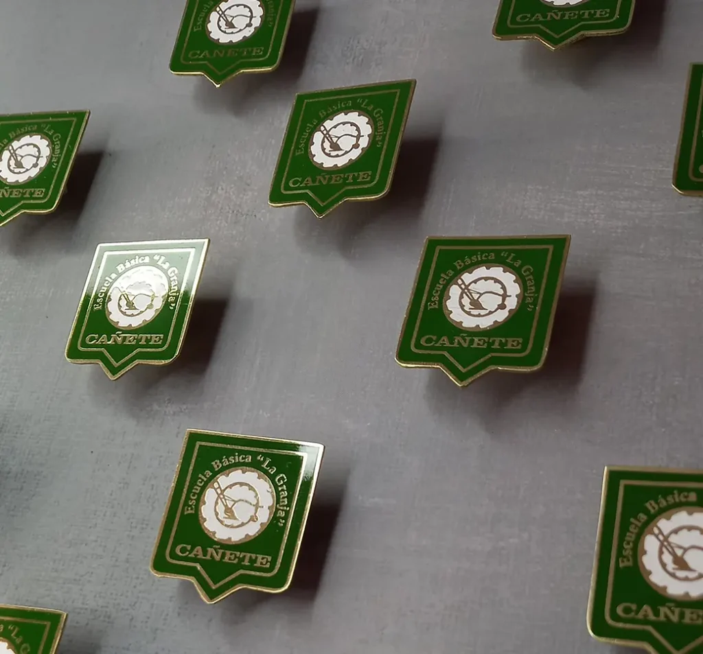 Pines esmaltado cañete